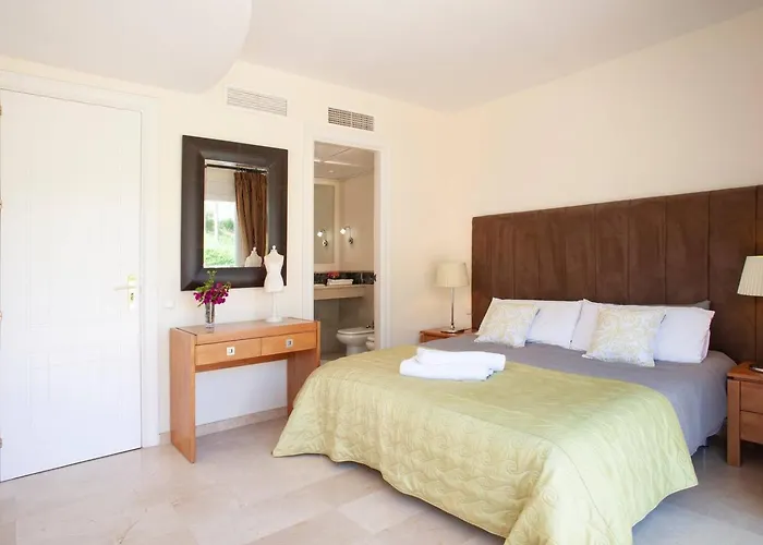 Mediterranean Townhouse Calagolf *